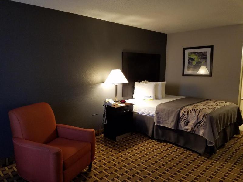 Days Inn By Wyndham Ennis Extérieur photo